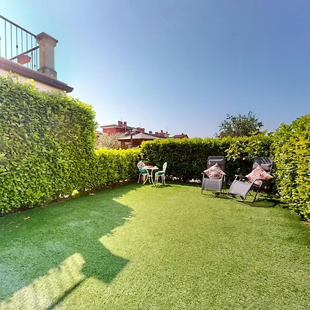 Giardino Dell Anima By Bookinggardalake Апартаменты Сирмионе